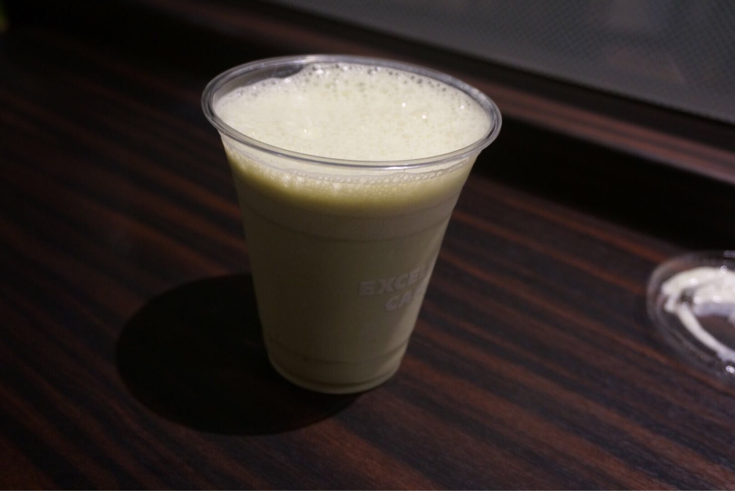エクセルシオールのグリーンスムージーを飲んでみた