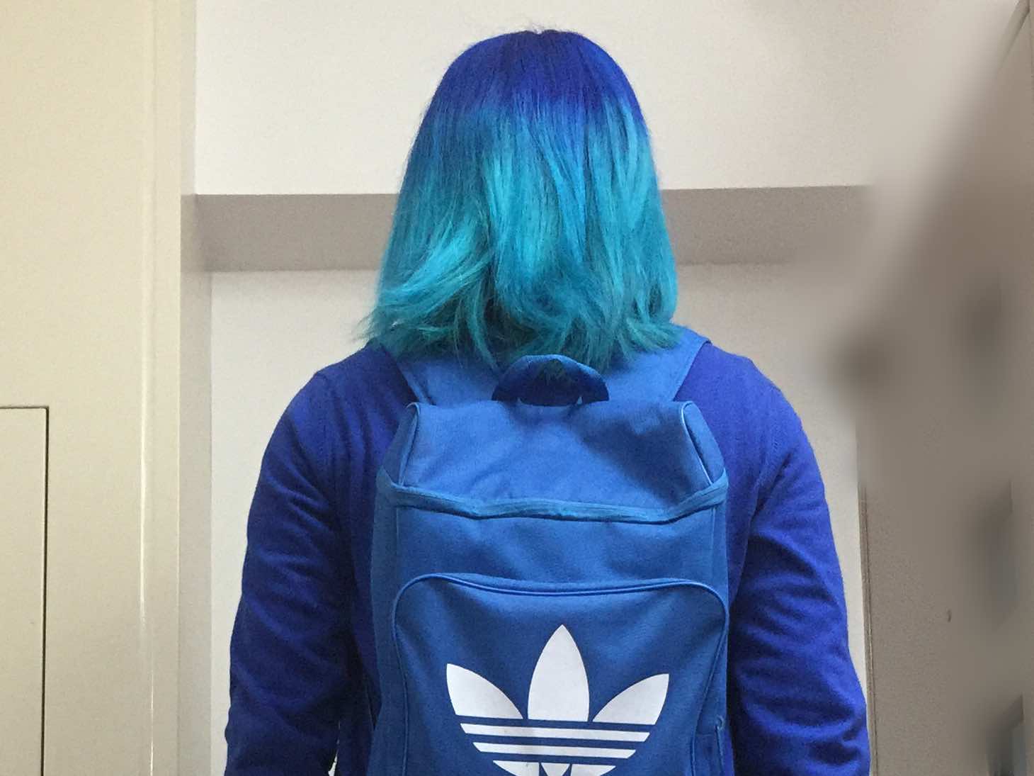 【派手髪】埼玉からアクセスしやすい赤羽のヘアカラー専門店「ストロベリーロックス」に行ってきた【美容院】