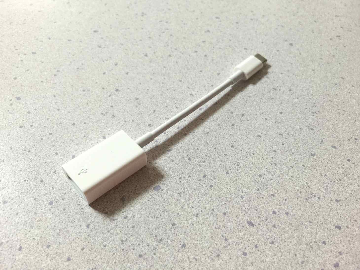 MacBook12インチ用にUSB-C – USBアダプタを買ってみた
