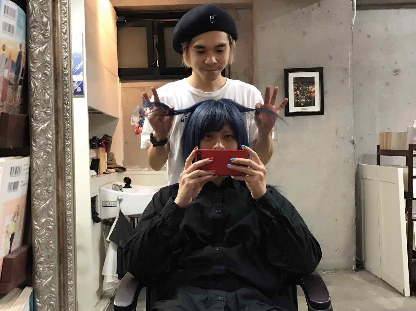 【派手髪】渋谷・原宿のヘアサロンWille（ヴィレ）でブルーに染めてもらった