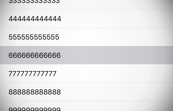[UIKit] 画面遷移後にUITableViewのセルが選択状態のままになってしまうのを防ぐ